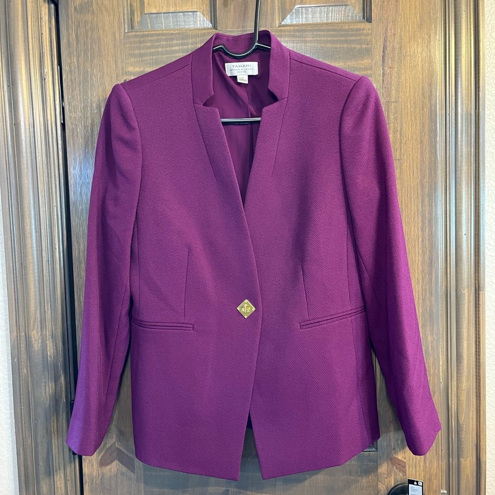 NWT Tahari Women's Purple Blazer, 4p